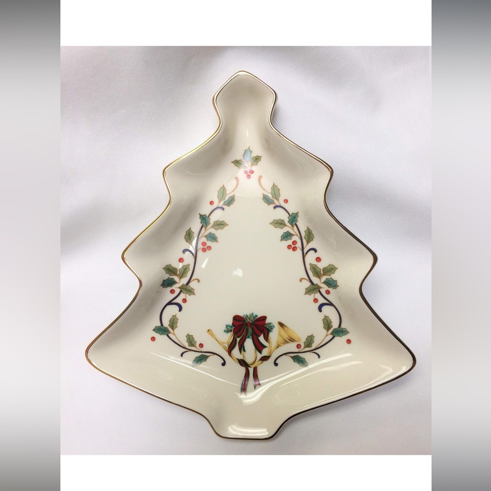 Mikasa Holiday Elegance Tree Dish